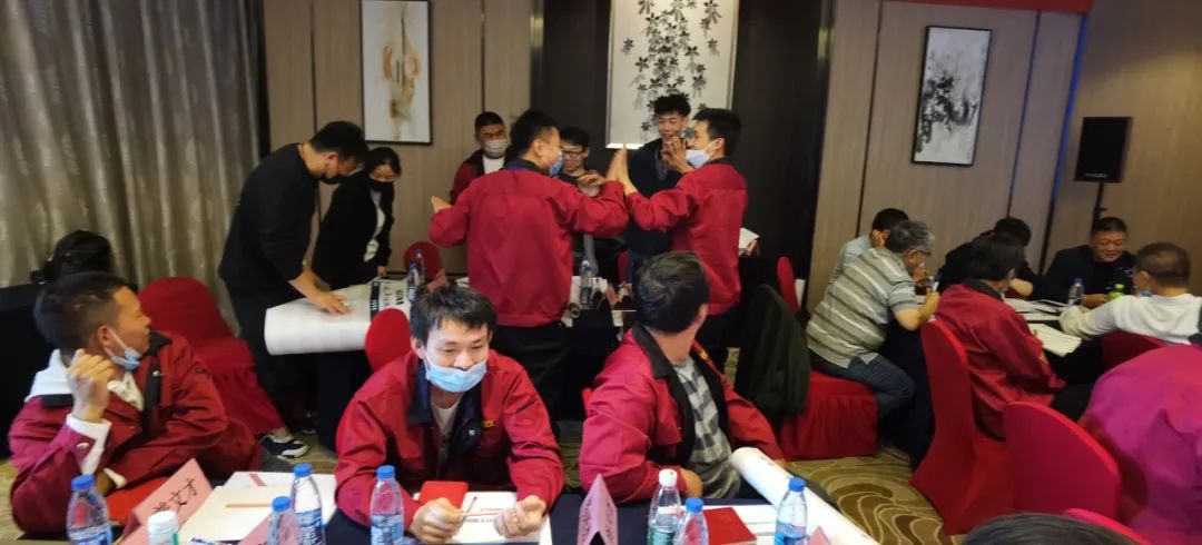 促提升，強(qiáng)管理！冠科集團(tuán)舉辦管理層領(lǐng)導(dǎo)力培訓(xùn)